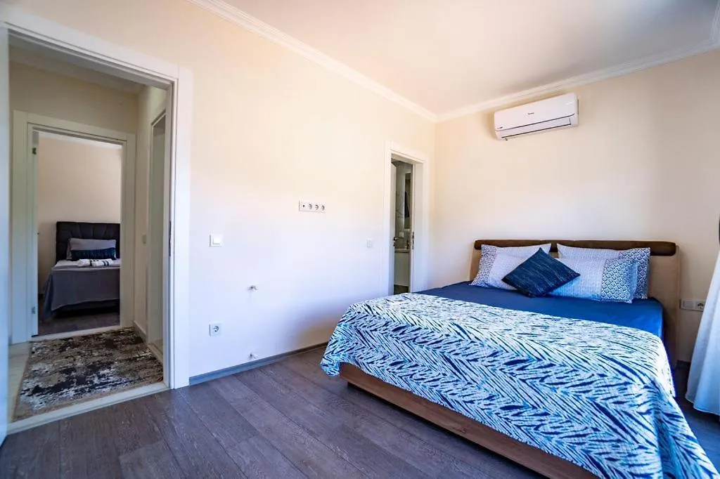 Prázdninový dům Kizilagacta Oezel Havuzlu Genis Bahceli Lueks Villa Bodrum