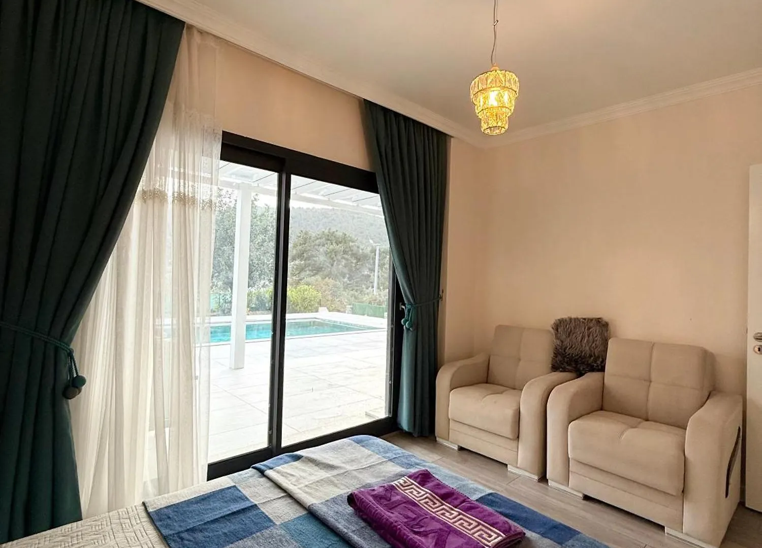 Kizilagacta Oezel Havuzlu Genis Bahceli Lueks Villa Bodrum